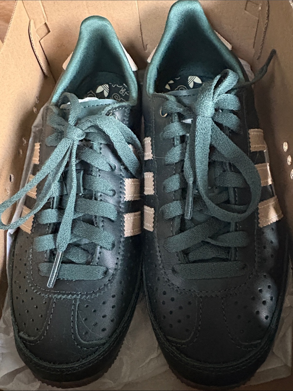 NWT adidas Dark Green Low-Top Sneakers with Light Tan Stripes